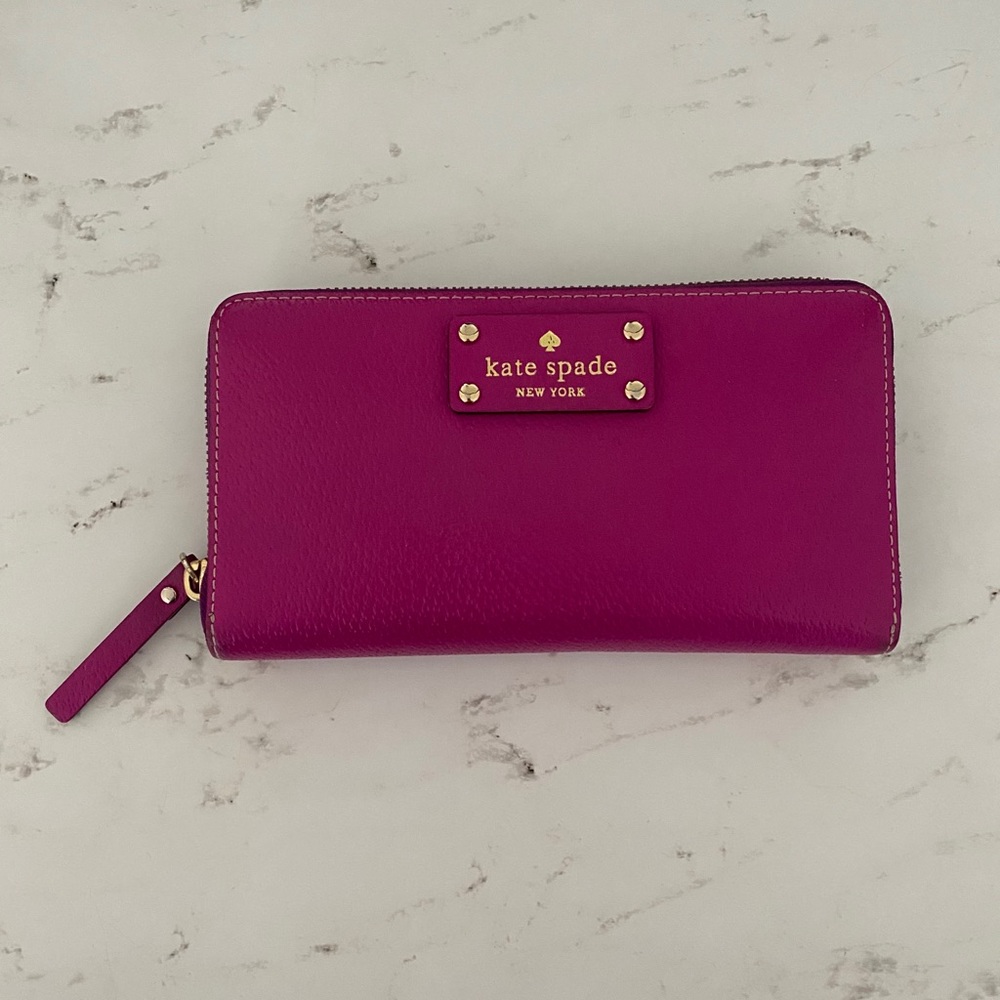 Kate spade zip wallet